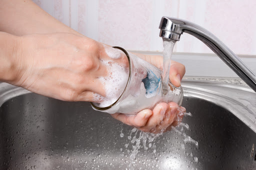 Como Fazer Sabão Líquido para Lavar Louca? Detergente Caseiro
